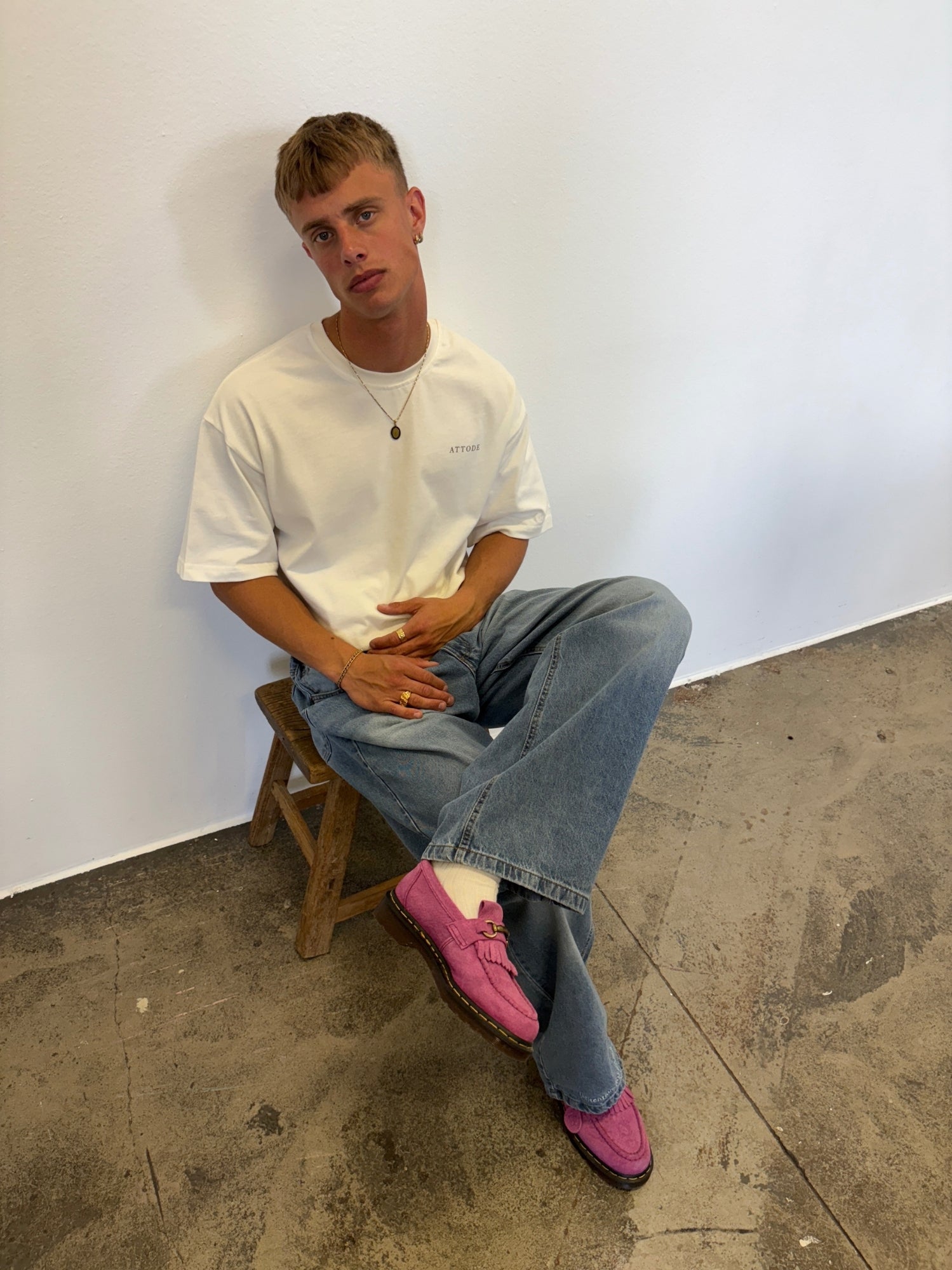 Graphic T-shirt Off White - ATTODE