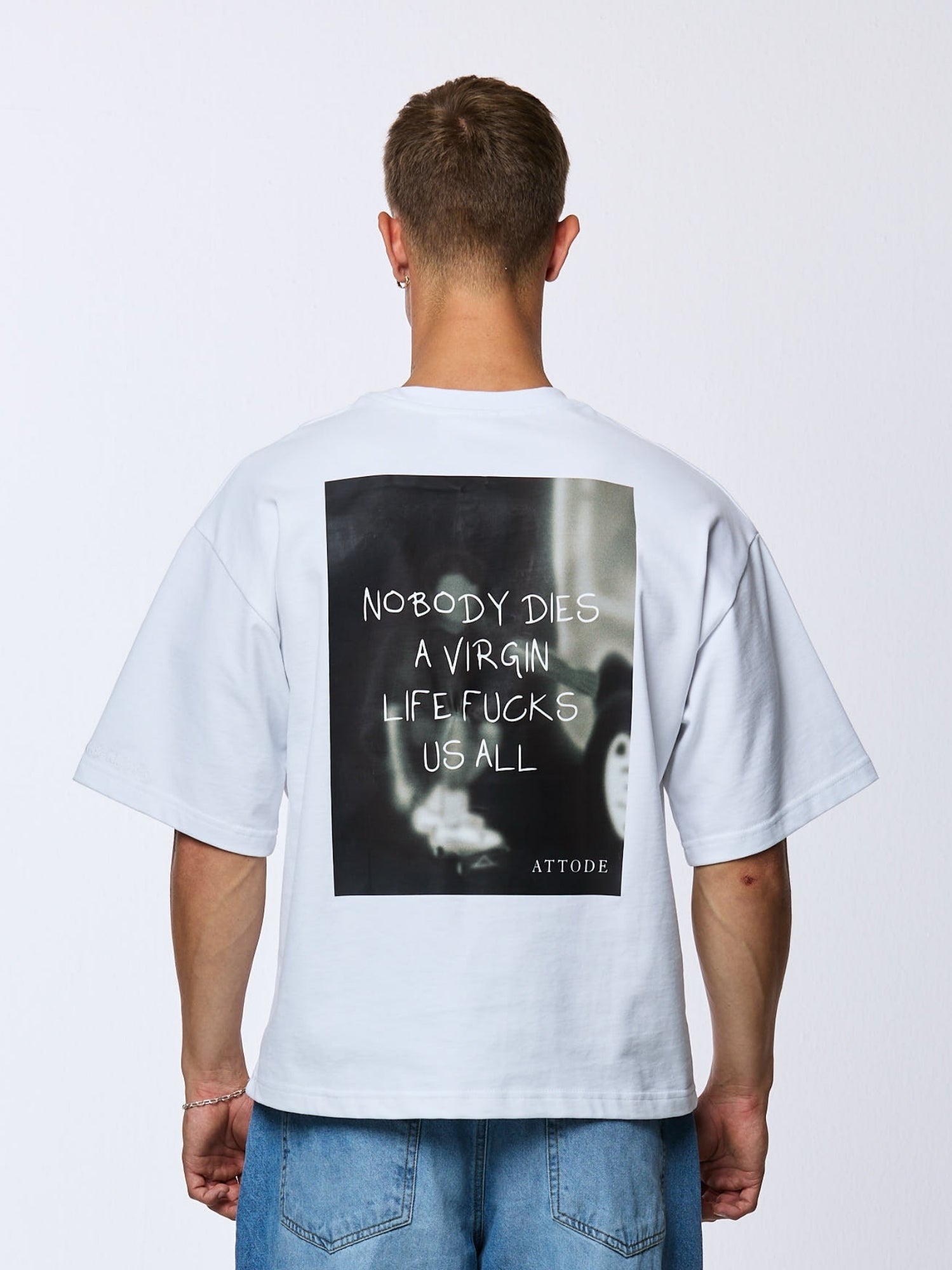 Nobody Dies T-shirt White - ATTODE