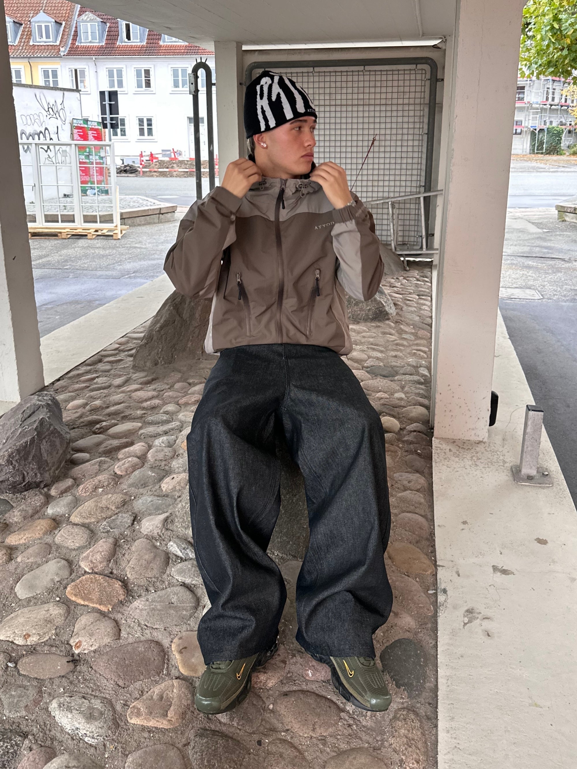 Reversible Beanie Black/White - ATTODE