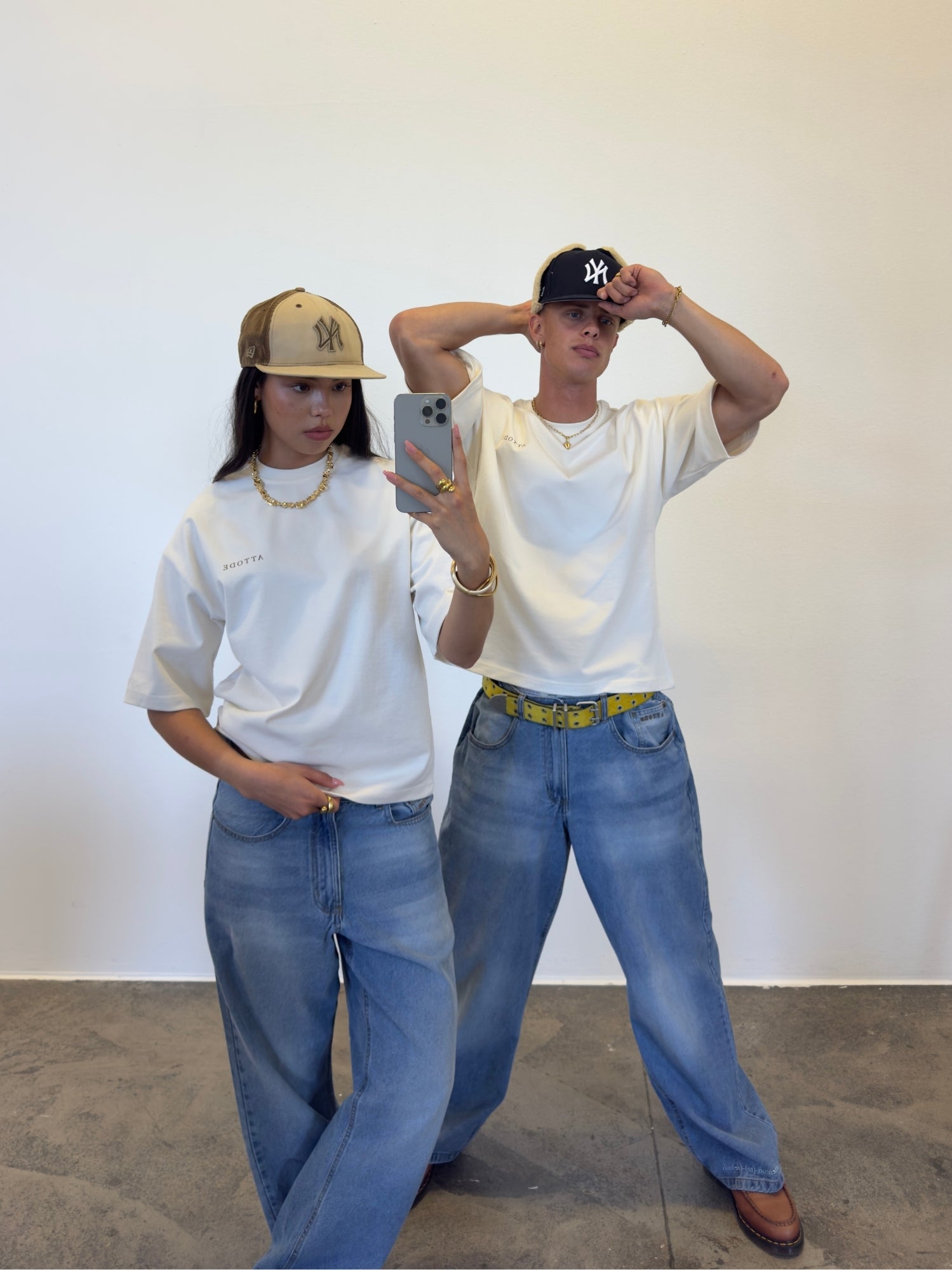 Signature T-shirt Off White - ATTODE