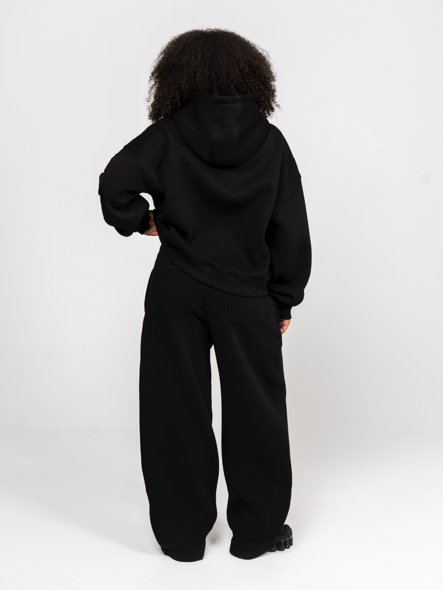 Fluff Hoodie Black - ATTODE