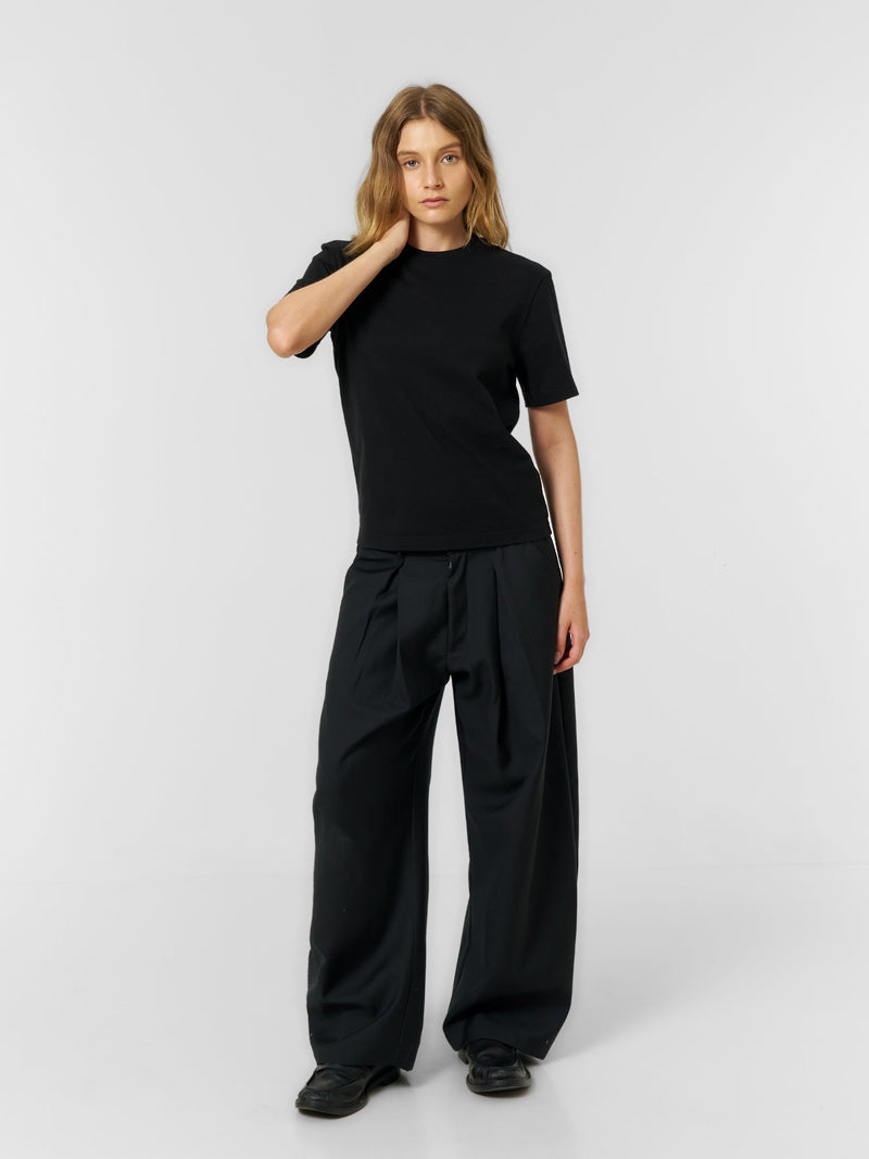 Plain Fitted T-shirt Black - ATTODE