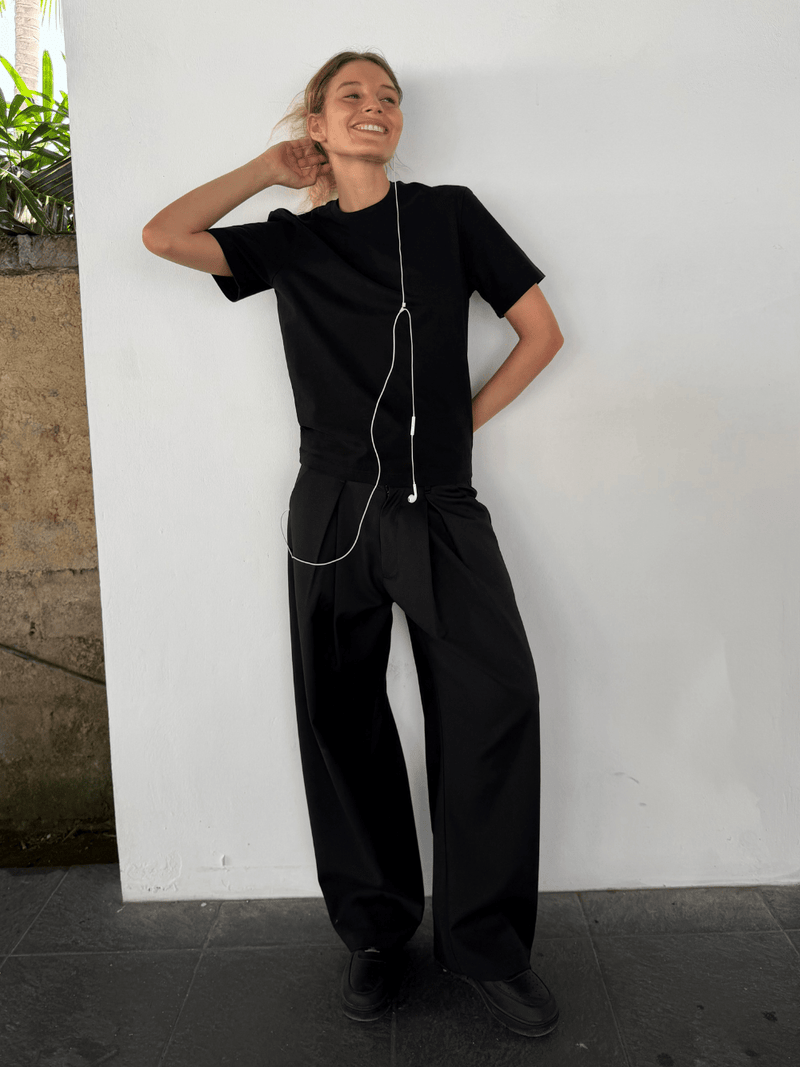 Plain Fitted T-shirt Black - ATTODE