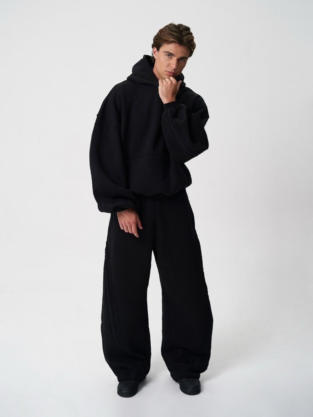 Rail Hoodie Black - ATTODE