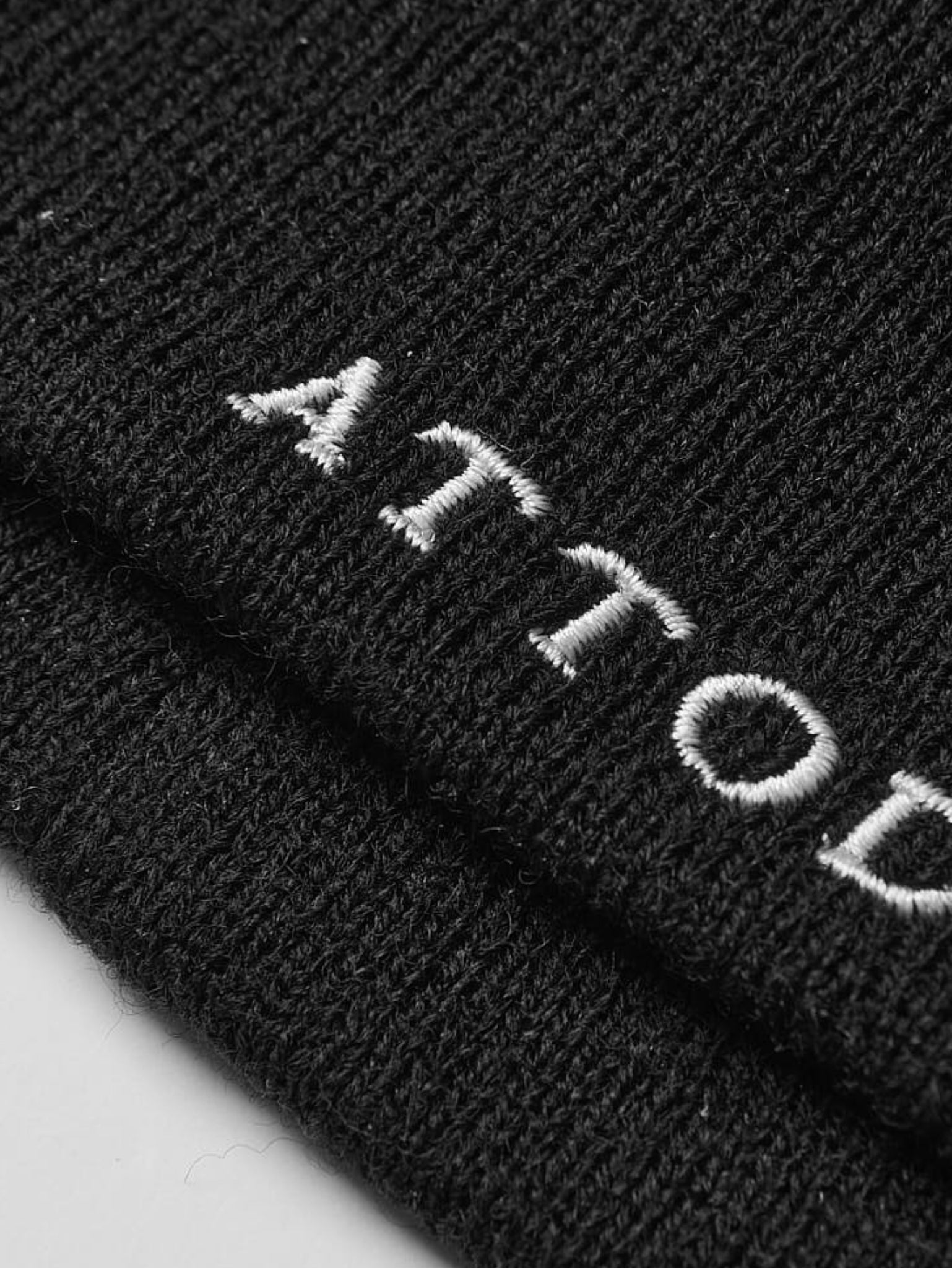 Reversible Beanie Black/White - ATTODE